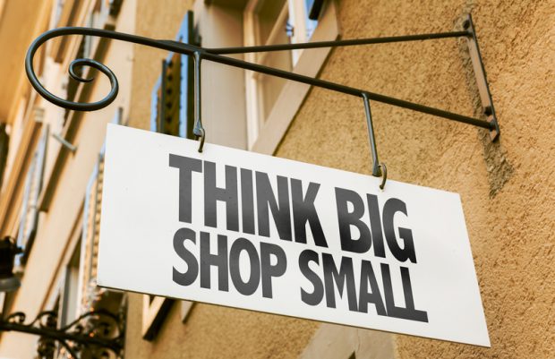 Think big, shop small | © panthermedia.net /gustavofrazao